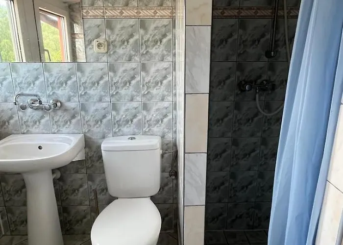 ホームステイ Sloneczko レバル